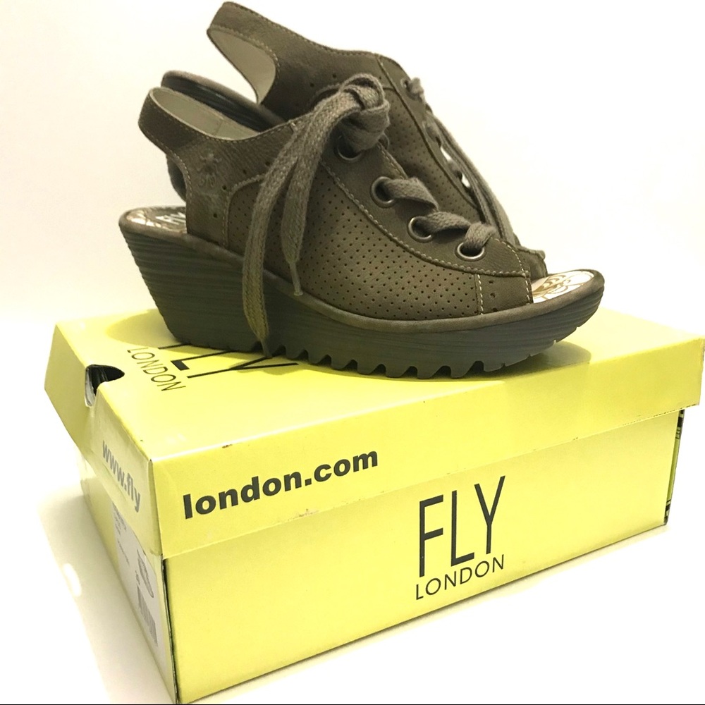 Fly London lace up wedge CUPIDO KHAKI size 39